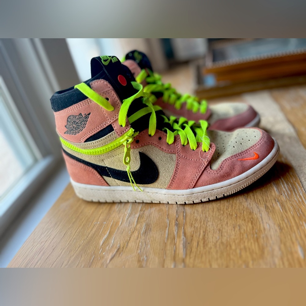 Jordan Air 1 -High Switch “Peach”-women’s 8/9